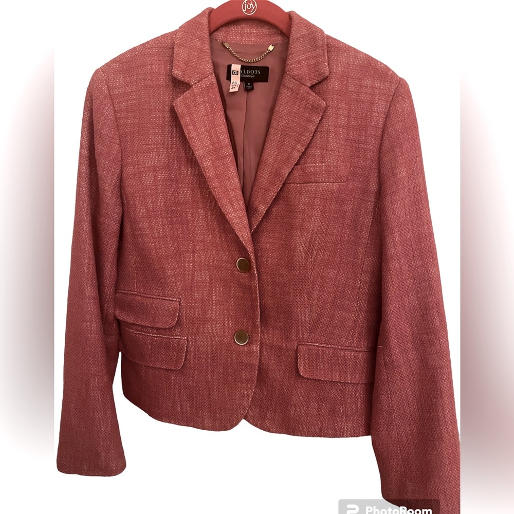 Talbots women’s size 8 cotton linen blend blazer in pink.  EUC